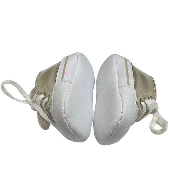 new Bento Bebe De Grife ★ Gold Star Newborn Baby Booties Sneaker ★ Metallic Gold - Picture 9 of 16